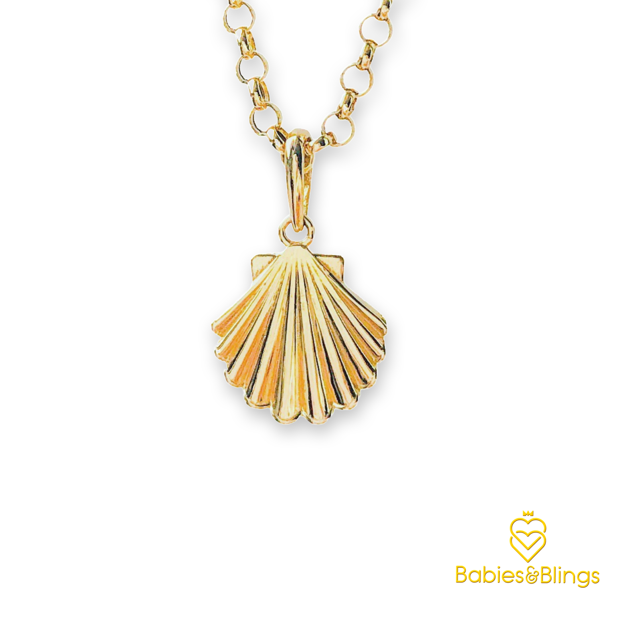 18k Gold Seashell Pendant in 14 inches Rolo / Tauco Chain Necklace