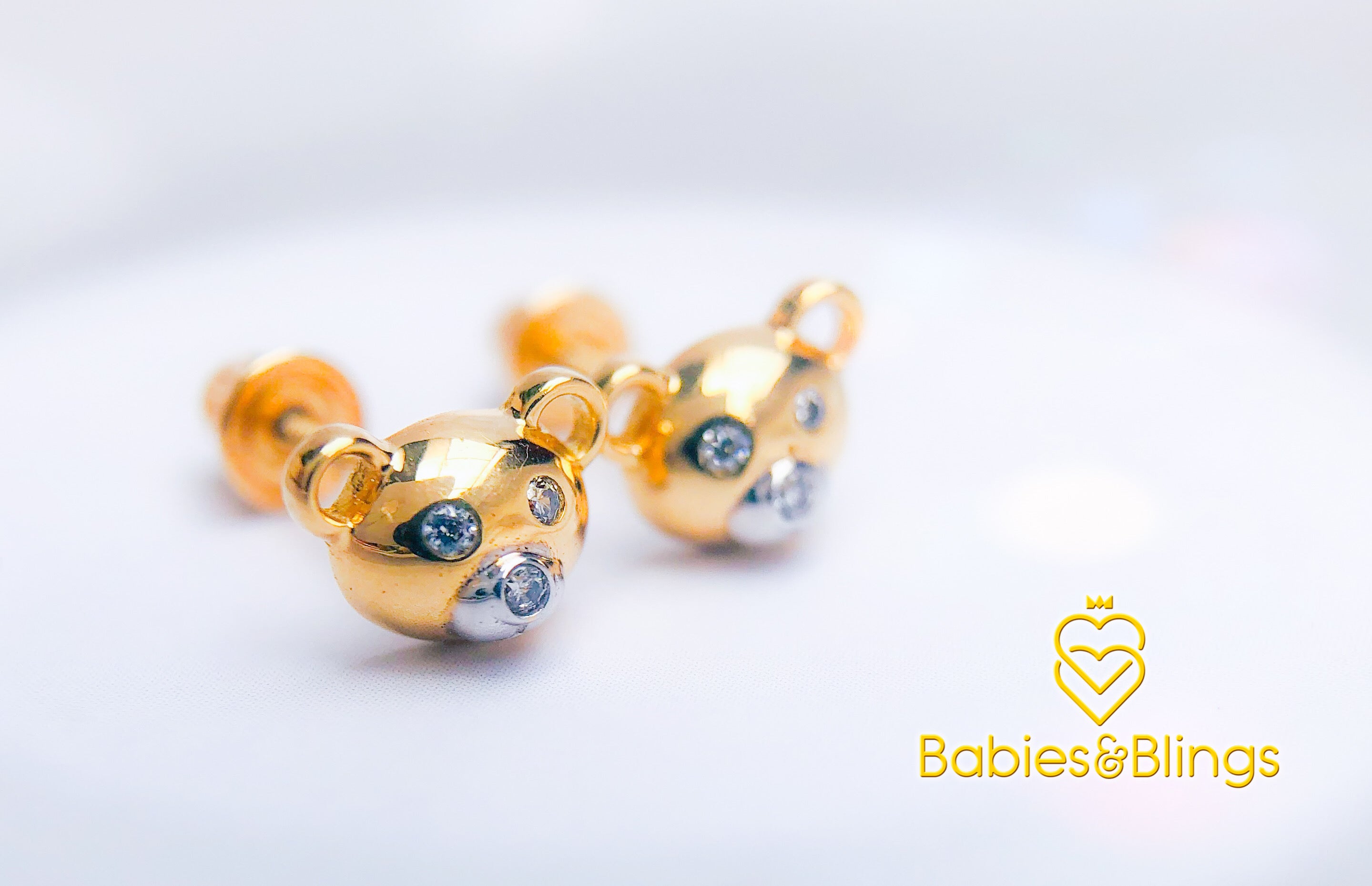 18k Gold Baby Bear with Screwback Lock